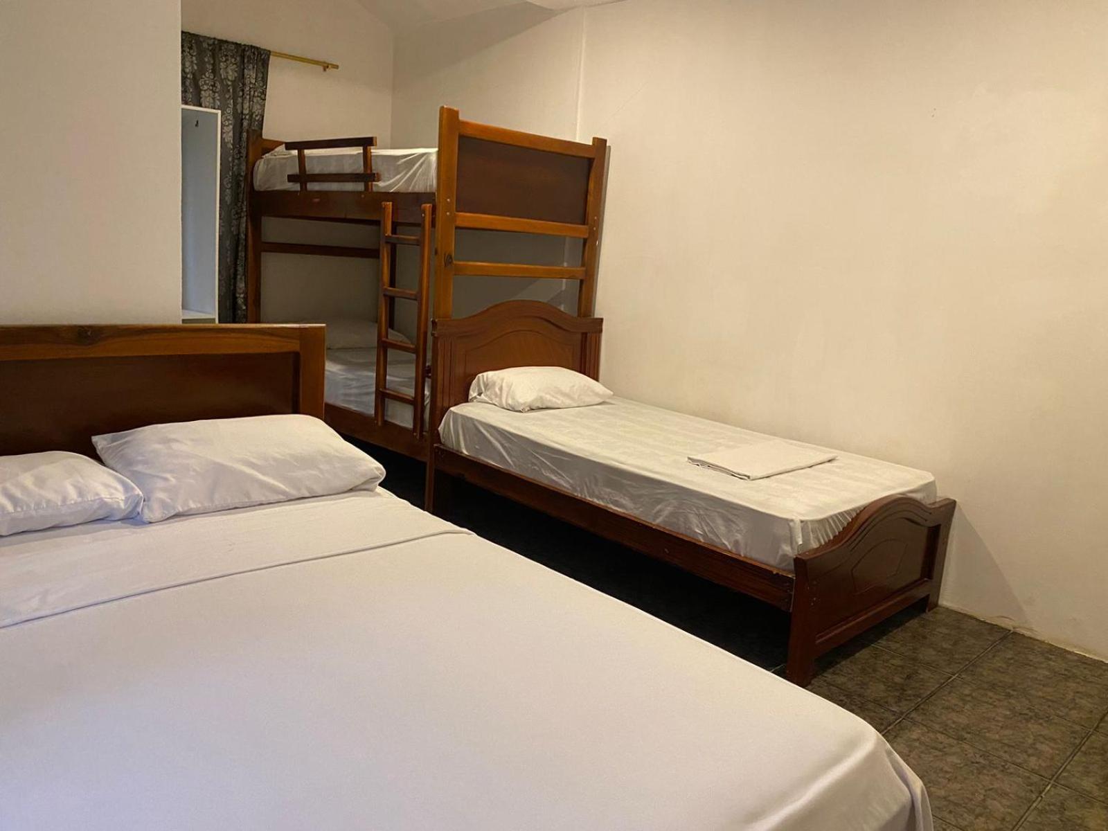 Palmendros Hosteria Montanita Phòng bức ảnh